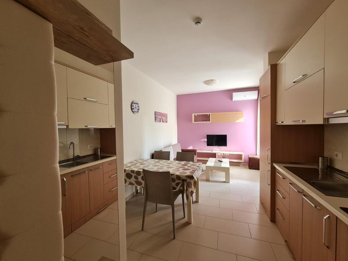 Holiday Apartments Влёра Экстерьер фото