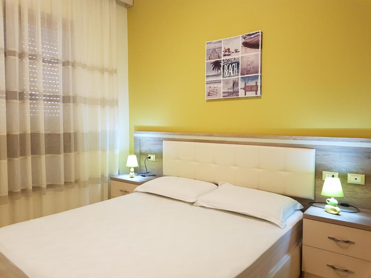 Holiday Apartments Влёра Экстерьер фото